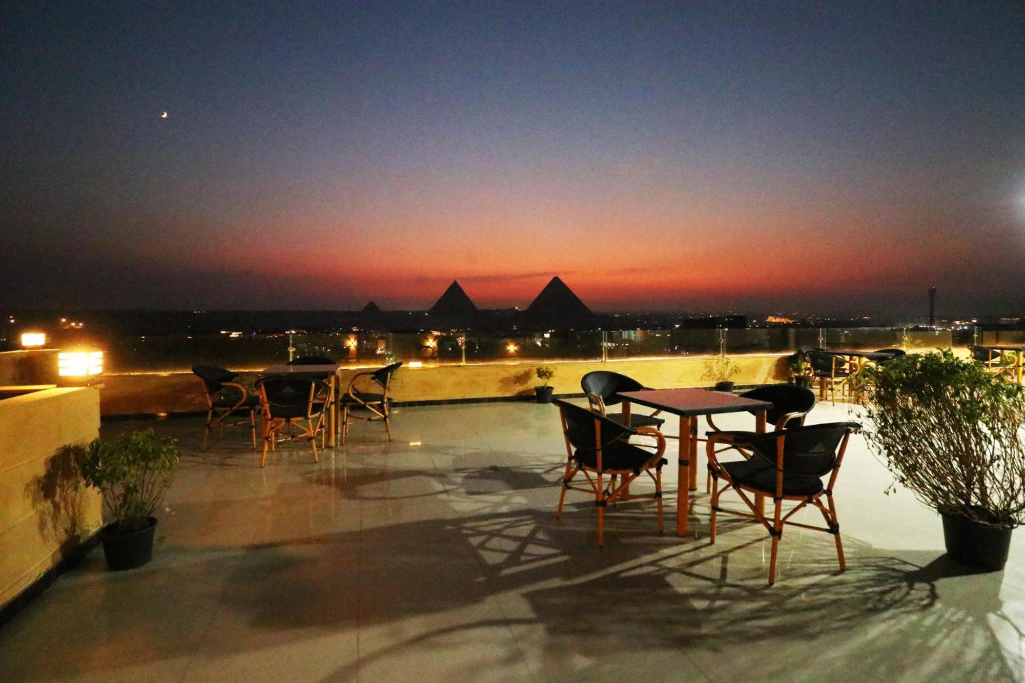 Pyramids Skyline Hotel Cairo Kafret el-Gabal Eksteriør bilde